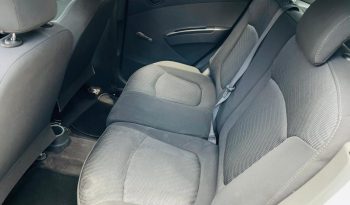 
									Spark 2017 LS manual lleno								